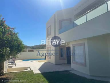 A louer une villa s+4 avec piscine à Gammarth