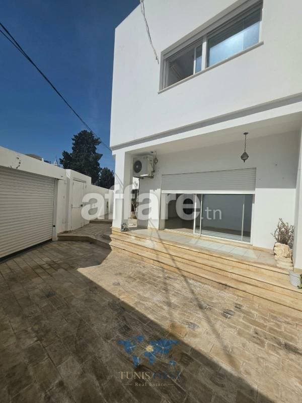 A Louer Duplex S+3 à La Marsa Sidi Abd Laziz