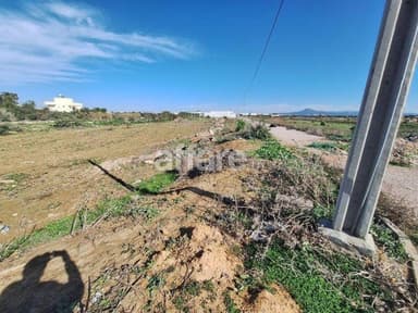 A vendre un Terrain de 337m2 Lotissement EL-EUCH Fouchana