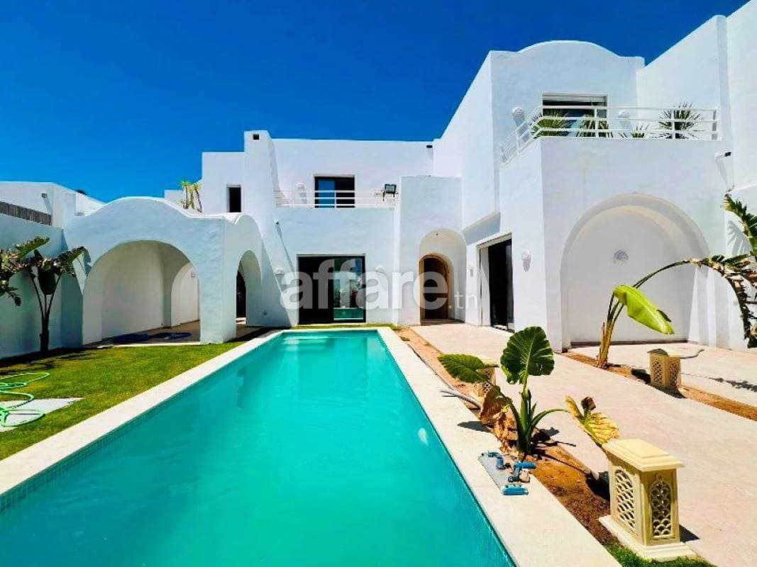 V650 Villa LA ROSALI 1