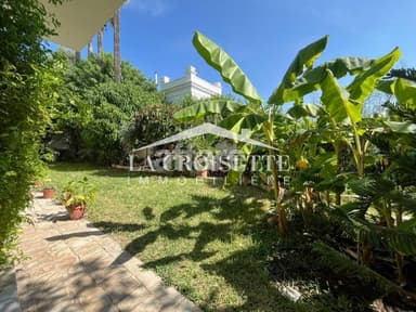 Villa S+4 avec vue sur mer à Carthage MVL0152