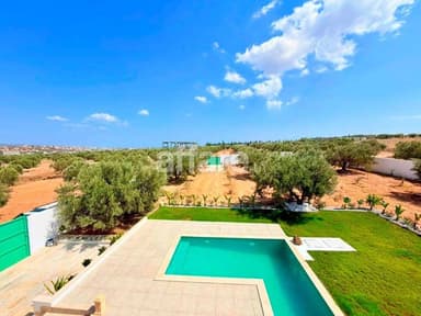 V664 Villa MERCURE