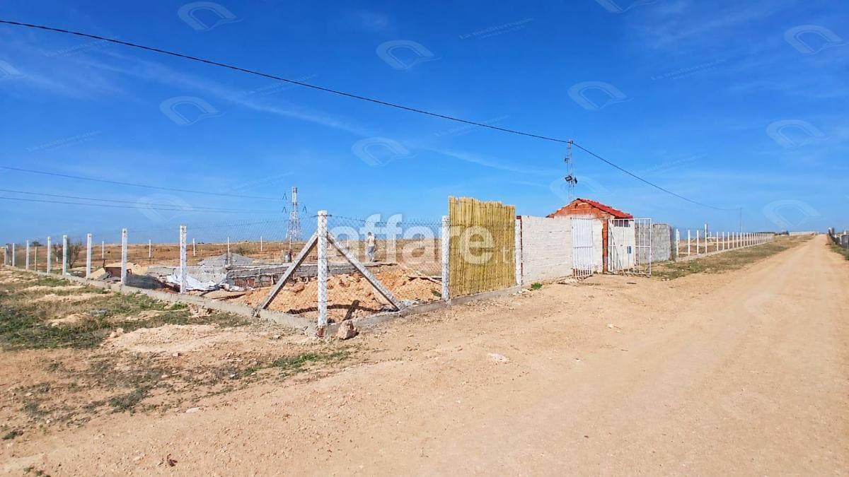 A vendre un terrain de 1440m² a borj el amri