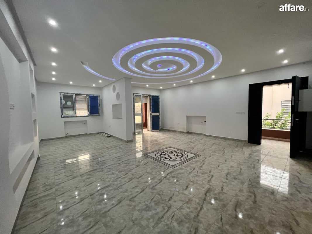 une villa jamais habitée à vendre