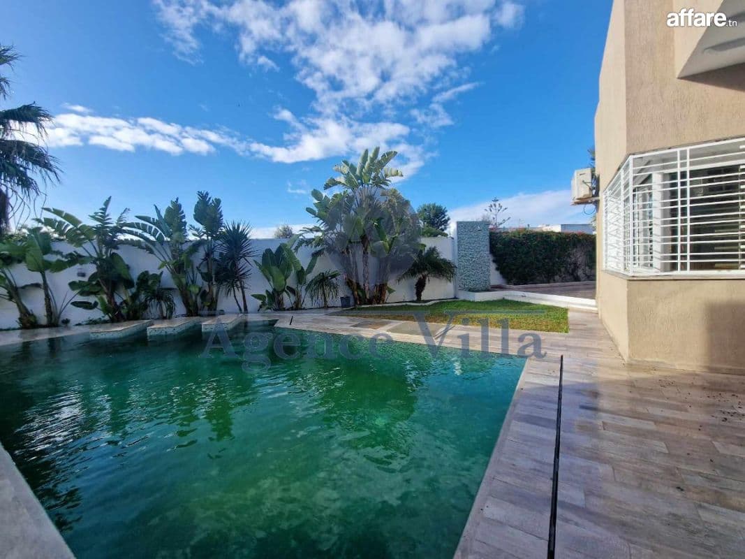 villa plain pied à la soukra