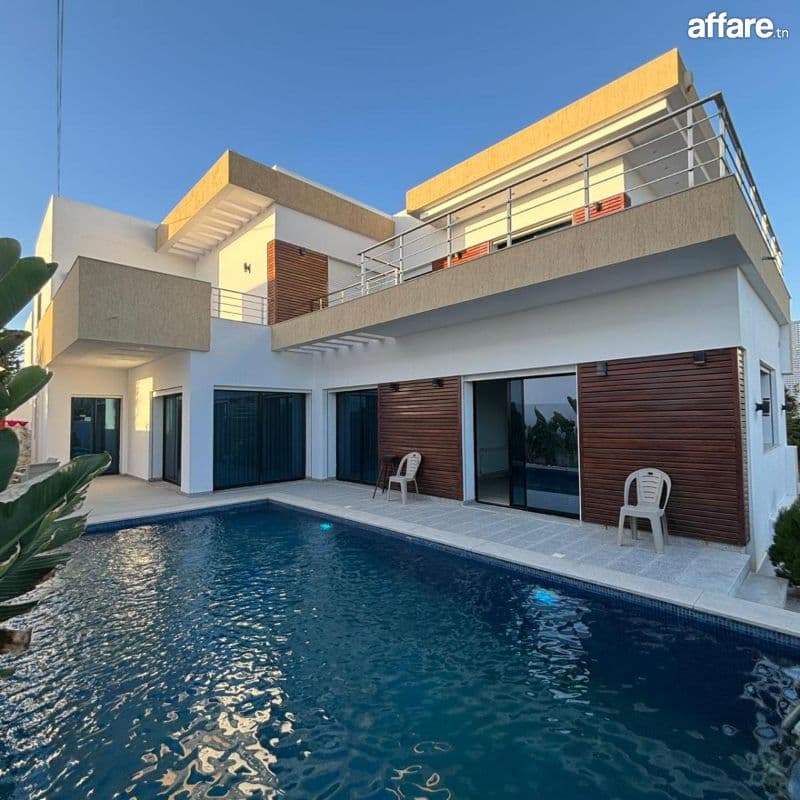 🏡 À 𝐕𝐞𝐧𝐝𝐫𝐞  🏡 𝐔𝐧𝐞 𝐥𝐮𝐱𝐮𝐞𝐮𝐬𝐞 𝐯𝐢𝐥𝐥𝐚 