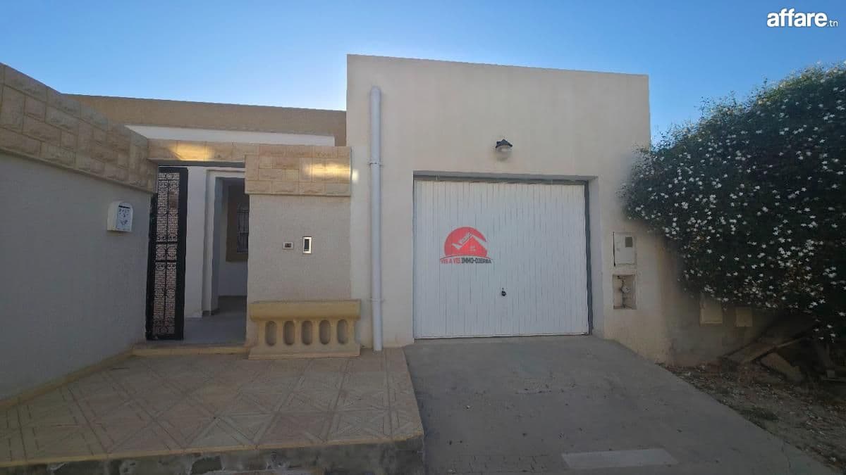 Location annuelle d'une maison plain pied à Houmt souk Djerb