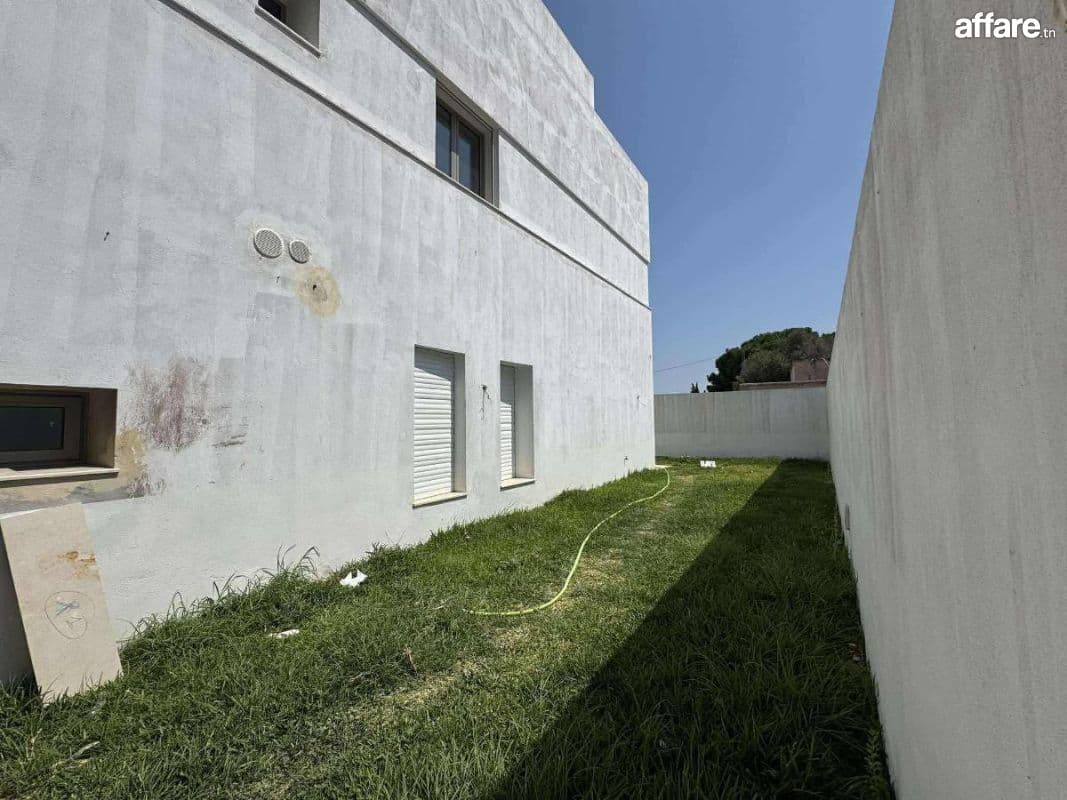 RIADH EL ANDALOUS – DUPLEX  A  VENDRE  PROMOTEUR 