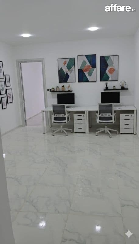 Super bureau hall plus 4 pièces au lac 3 kram