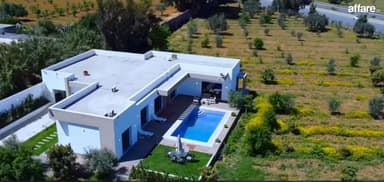 villa à grombalia sur l'autoroute A1 Hectare oliviers