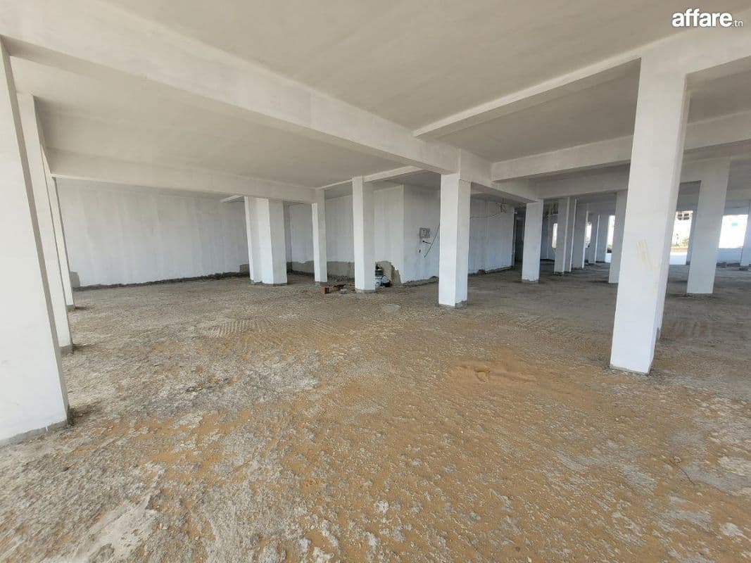 Local Commercial à Vendre