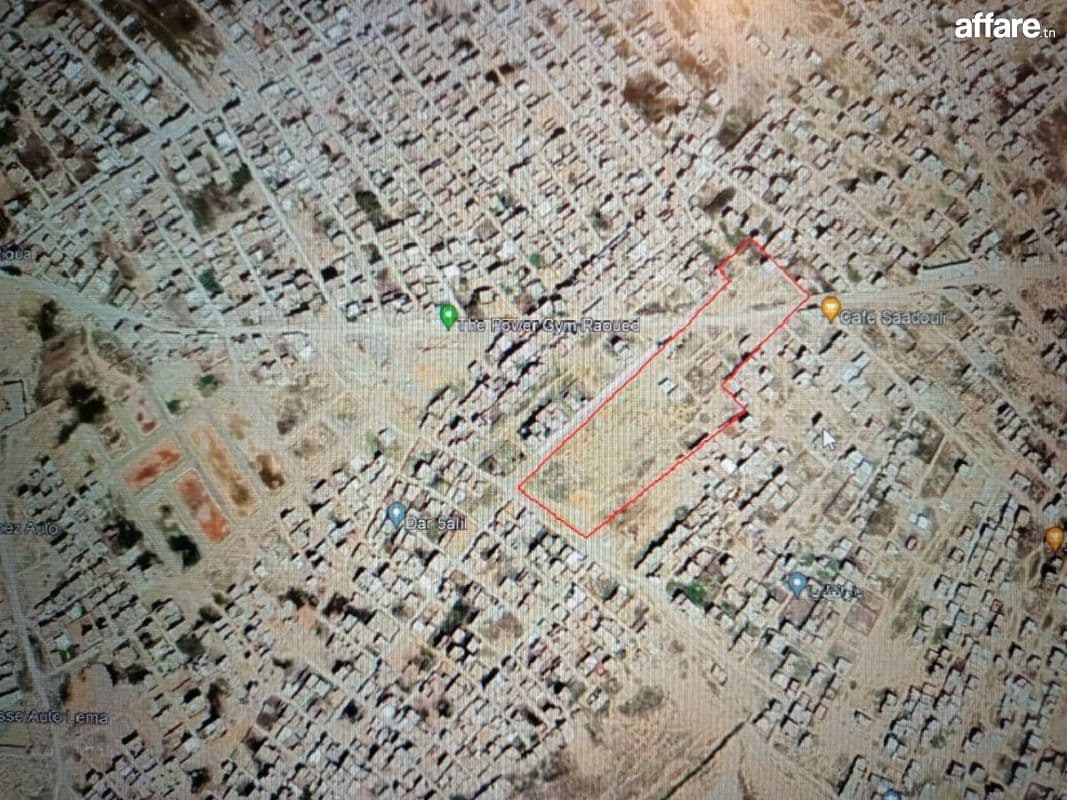 Terrain 300m² à raoued