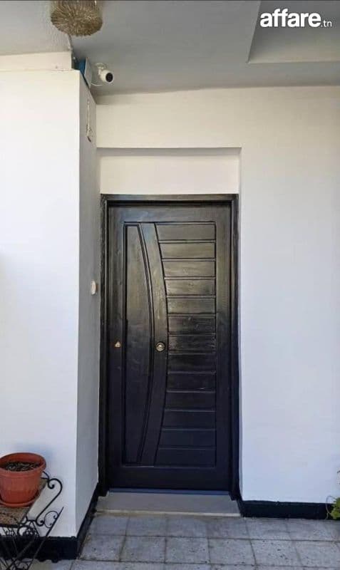 Location 4 pièces vide usage bureautique a El Menzah 5