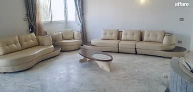 Salon a vendre 7 place avec table