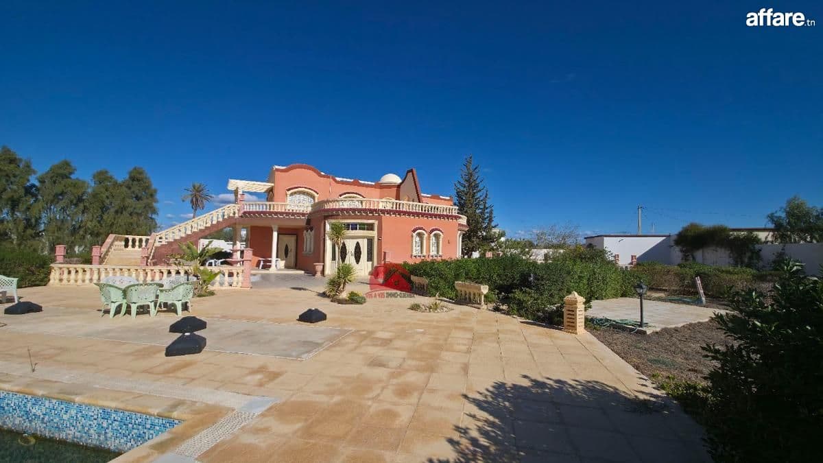 Location annuelle de grande villa à Arkou Djerba
