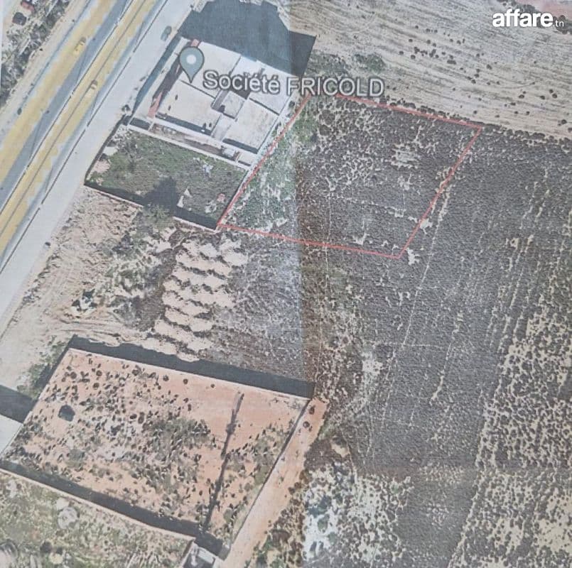 À Vendre : Terrain 2350 m² – Cité El Hidhab, Fouchena, vocat