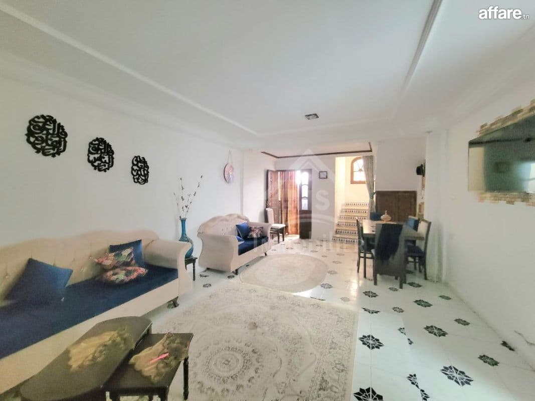 Maison S+3 avec titre bleu à vendre à Korba 51355351