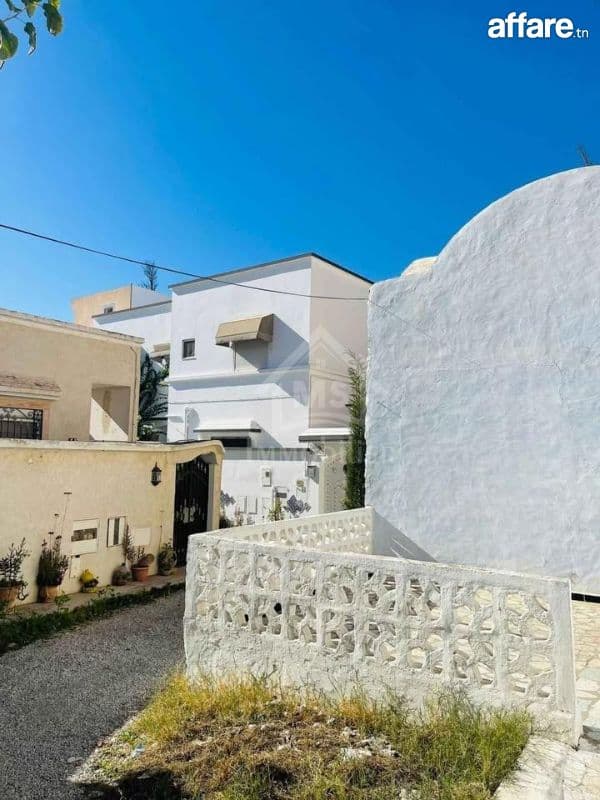 Une maison arabe avec garage à vendre à Hammamet 51355351