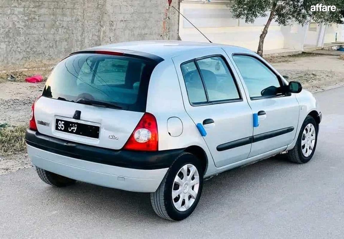 Clio Bombé moteur cable