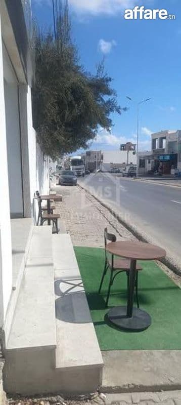 Une maison et une cafétéria à Hammamet à vendre 51355351