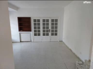 Location S4 vide à Chotrana 1