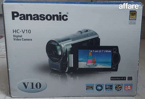 Camescope Panasonic et Baffle haut parleur amplifié