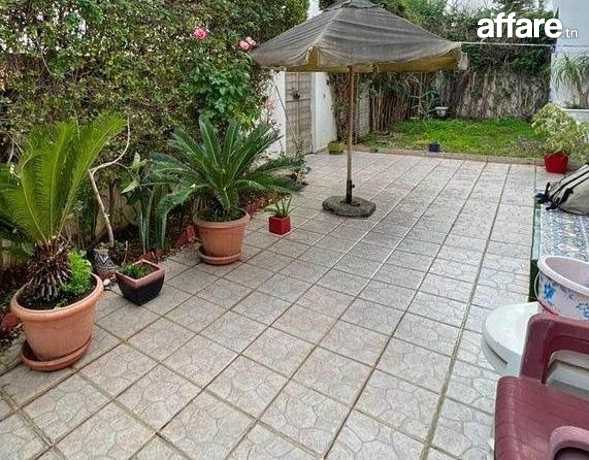 A louer un appartement S3 RDC avec jardin à jardin el menzeh