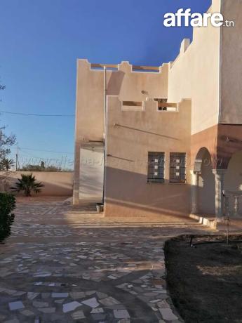 Jolie villa vue de mer à vendre à Midoun-Beni Maaguel - Djer