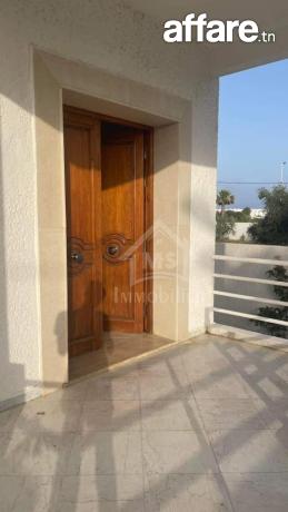 Location estivale: Villa S+3 à louer à Sidi Mahresi 51355351