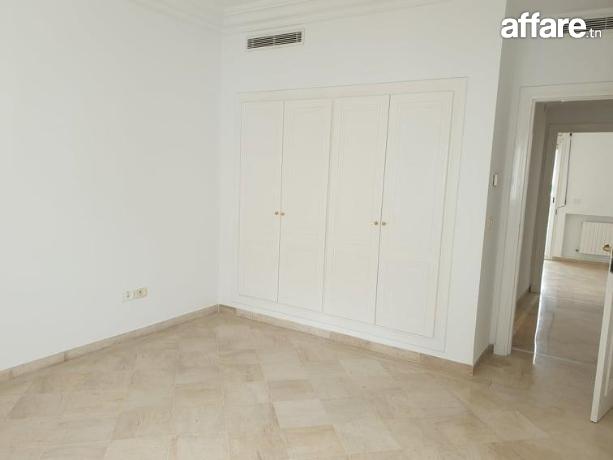 Appartement S4 LAC 1