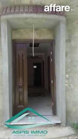 منزل في قليبية يقع بين قليبية وحمام الغزاز 