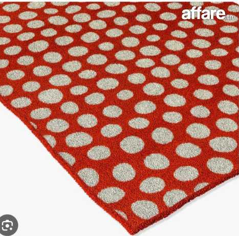 Plusieurs tapis Ikea rouge noir orange dimensions 2m30/1m60
