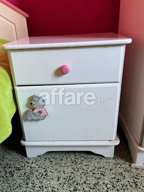 Meuble jeune fille